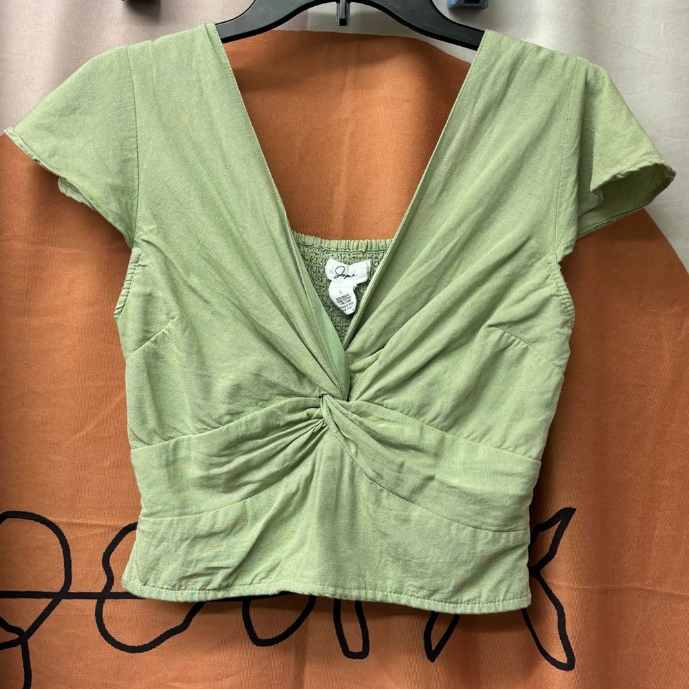 Japna Green Twist Front Top